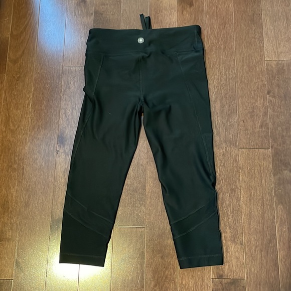 Cropped Leggings - Picture 3 of 3